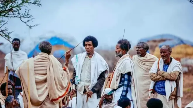 ኣባላት ማሕበረሰብ ከረዩ