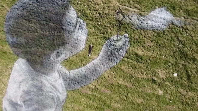 Эко-граффити в швейцарских Альпах