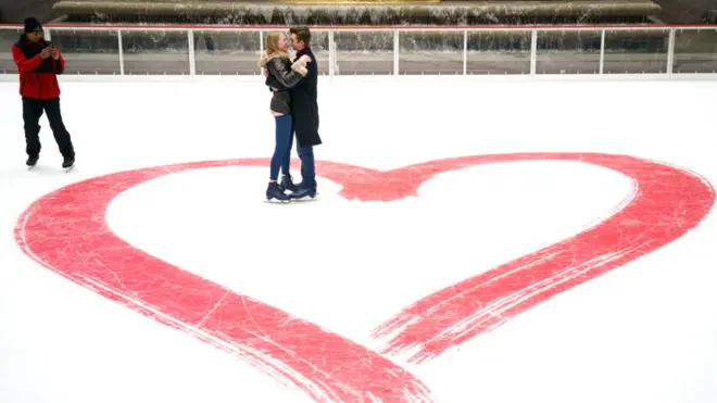 Експерт з відносин навела розповіла про індикатори подуржньої зради