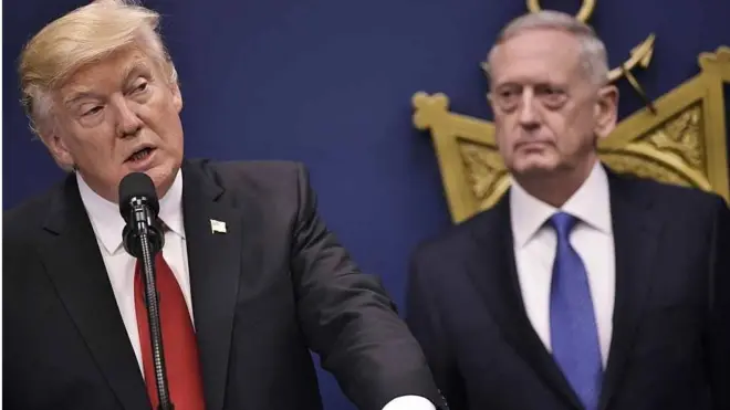 ټرمپ افغانستان ته د پوځیانو استولو پرېکړه 'پنټګان ته وسپارله'