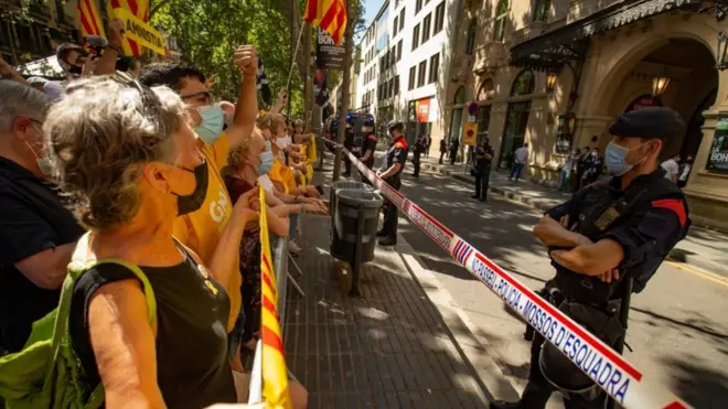 Protesters called for Catalan independence and amnesties for the jailed leaders