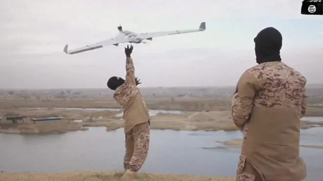استخدام تنظيم الدولة للطائرات بدون طيار يثير قلق القوات العراقية والأمريكية