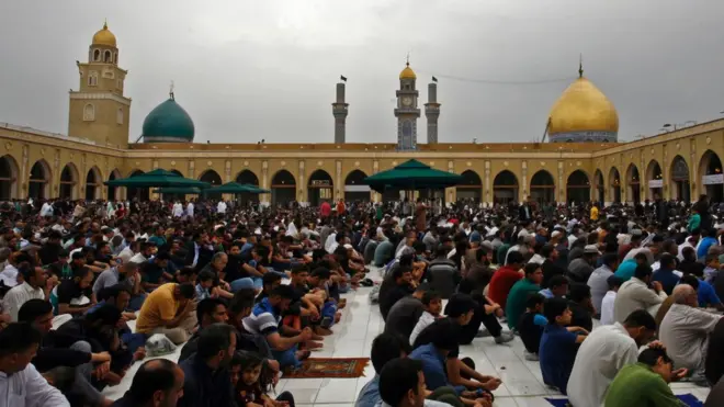 Tim peneliti Pew Research Center mengatakan Islam akan menjadi agama terbesar di dunia pada 2075 seiring dengan terus bertambahnya bayi yang lahir di keluarga Muslim.