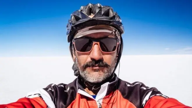 कामरान ऑन बाइक