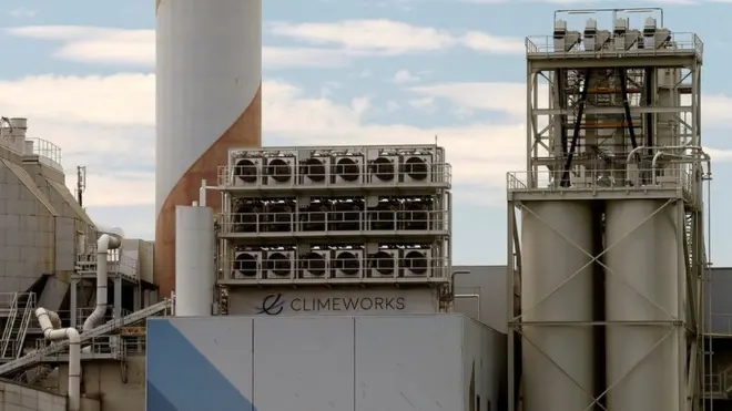 Устройство для улавливания воздуха на одном из объектов компании Climeworks в Швейцарии