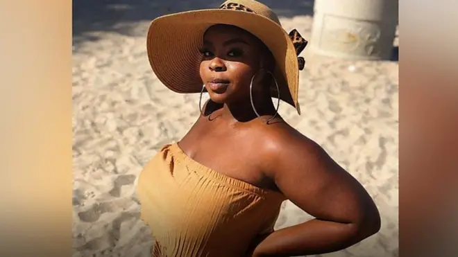 Msendoo Victoria pose for beach