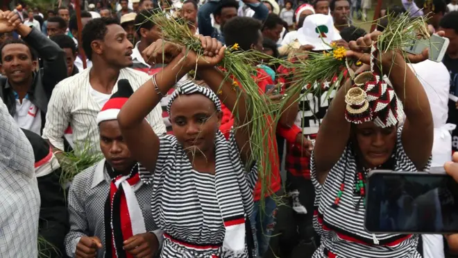 Dubartoota mormiif harka qaxxaamursan