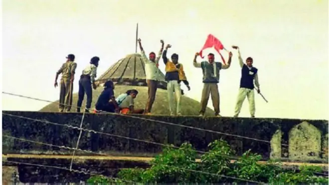بابری مسجد کو چھ دسمبر سنہ 1992 میں سخت گیر ہندؤں نے منہدم کر دیا تھا