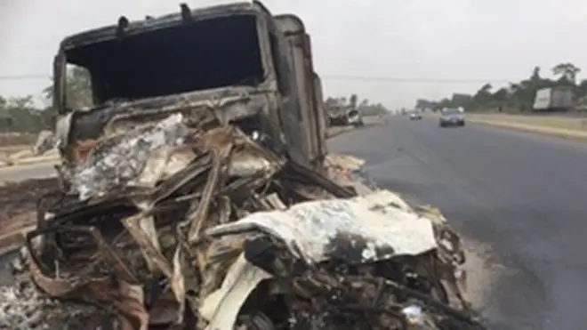 Amataghị n'oge na mmadụ nọ n'ime ụgbọala a mgbe ọkụ bidoro gbawa