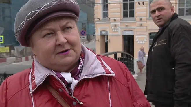 прохожие в Москве