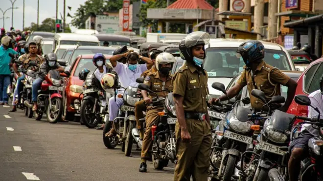 ඉන්ධන පෝලිම්