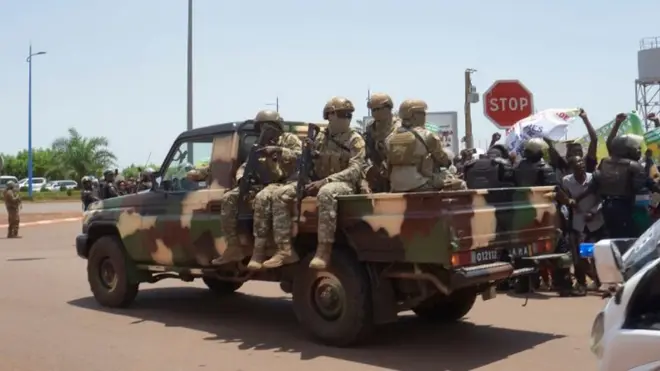 В мае власть в Мали захватили военные