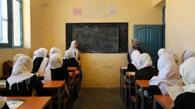 تر اوسه یوازې په هرات ولایت کې د نوي ښوونیز کال د ځنډولو پرېکړه شوې ده