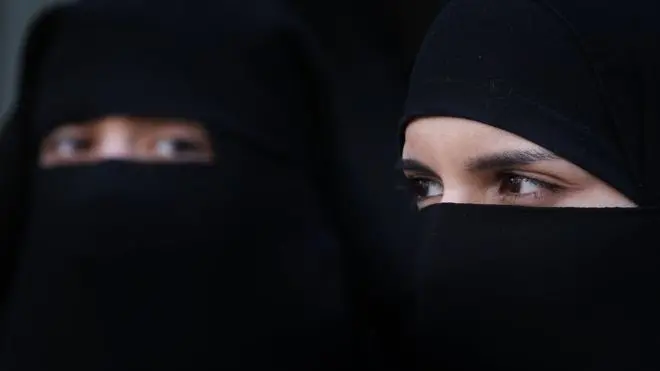 женщины в никабах