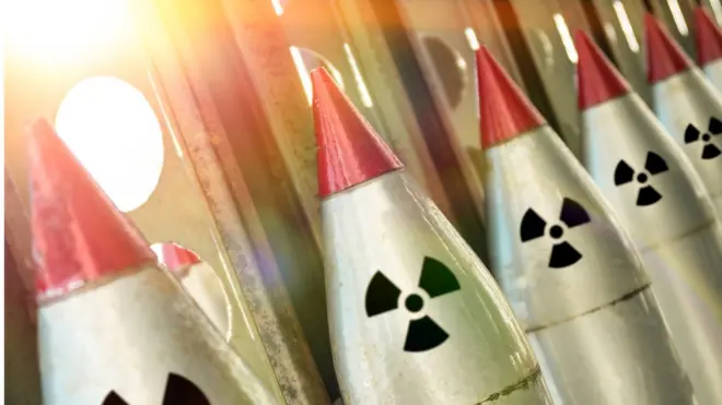 ব্যবহারের জন্য প্রস্তুত থাকা ক্ষেপনাস্ত্র