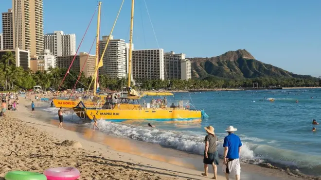 جعل تطوير مجتمعات حضرية للمشاة خلال السنوات الماضية الحياة في هونولولو أفضل وأيسر