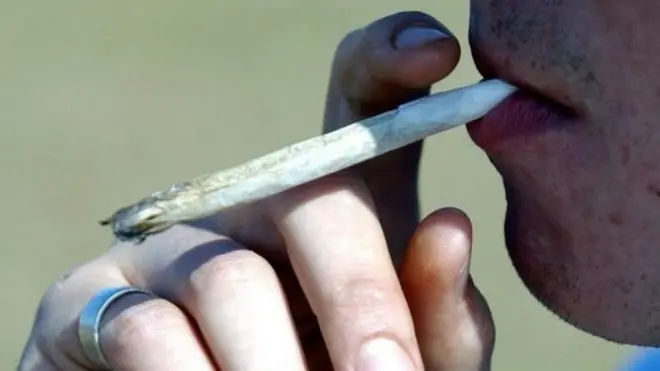 سيجارة محشوة