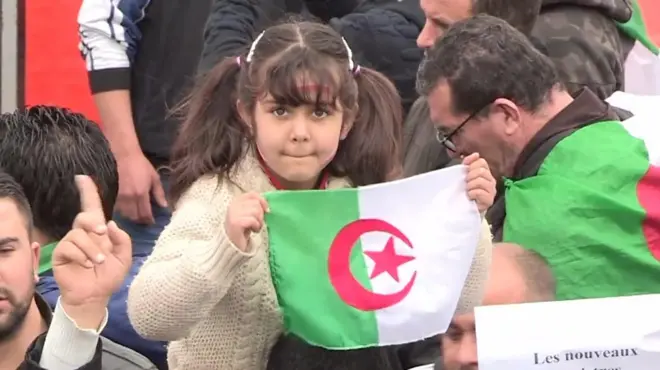 تغيرات التي يشهدها الشارع الجزائري