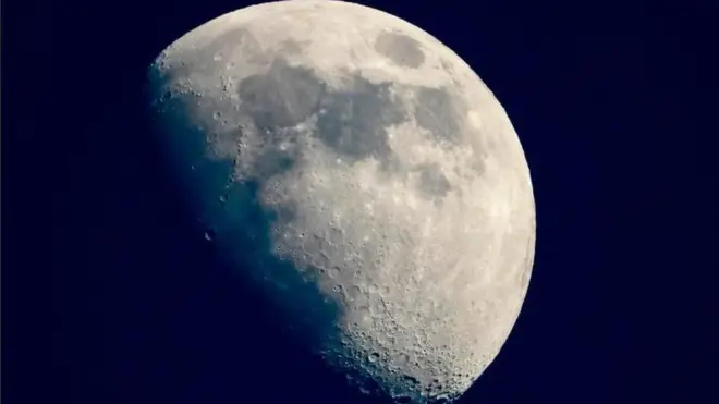 รูปดวงจันทร์