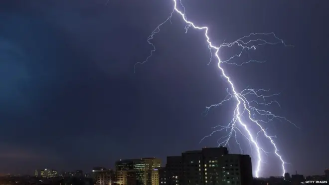 वीज, प्रातिनिधिक फोटो