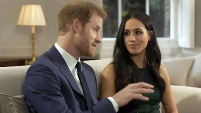 Dalam wawancara dengan wartawan BBC, Mishal Husain, Harry mengatakan mereka jatuh cinta sangat cepat.