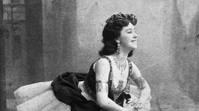 Матильда Кшесинская активно танцевала до Октябрьской революции