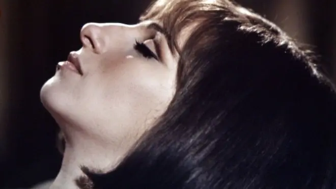 Barbra Srteisand: &quot;I&#x27;m a very private person. I don&#x27;t enjoy stardom.&quot;