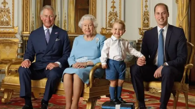 Aworan iran merin ti Obabinrin Elizabeth ile Geesi lati sami ọdun 2020