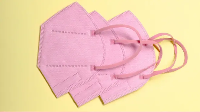 İtalya pembe maske polis