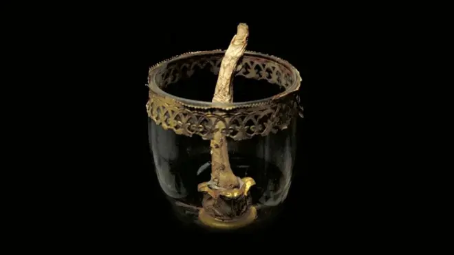 Во Флоренции можно увидеть большой и средний пальцы астронома эпохи Возрождения Галилео Галилея