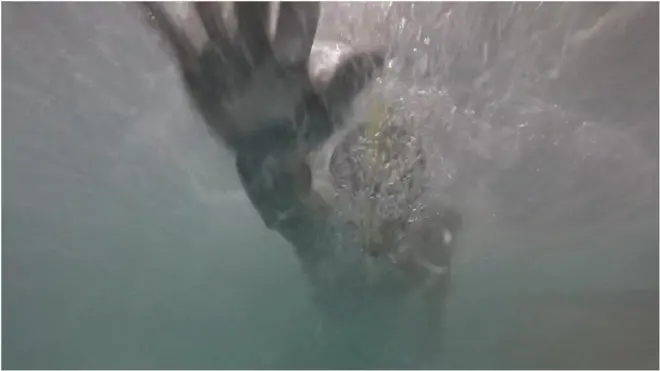 заплив через Тихий океан