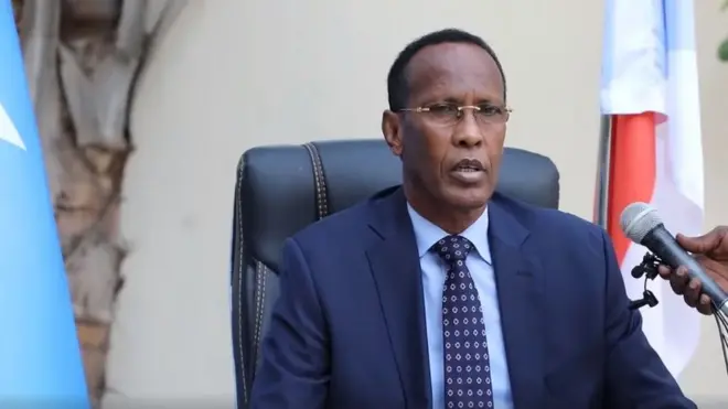 Ra'iisul Wasaarihii hore ee Soomaaliya Cali Maxamed Geeddi ayaa maamul ka ah xarunta waxbarasho ee lagu magacaabay Qaramada Midoobay ee Soomaaliya