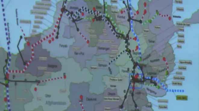 د سږني ساړه له پيل سره د افغان پلازمېنې د شپې ورځې برېښنايي پوښښ يو پر څلورو ته لوېدلی.