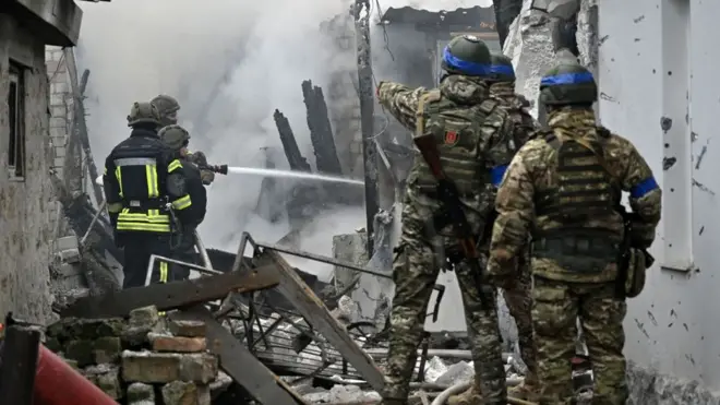 تداعيات القصف الروسي على مدينة خيرسون في 29 من يناير/ كانون الثاني 2023