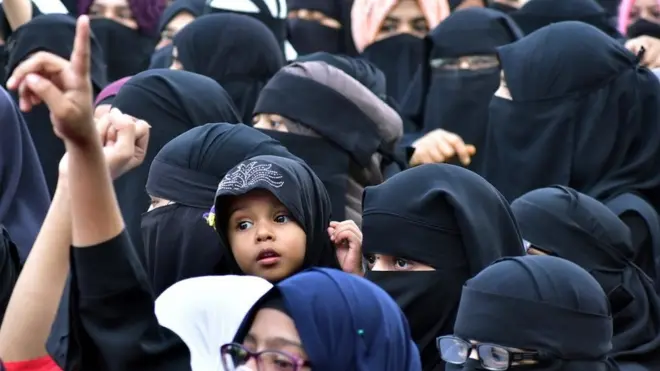 हिजाब विवाद