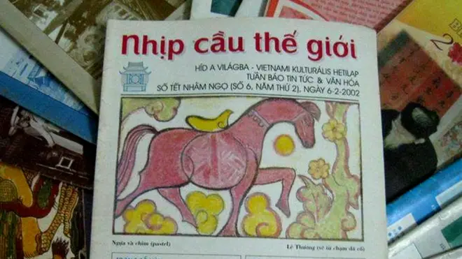 Báo Nhịp cầu Thế giới ra ở Budapest