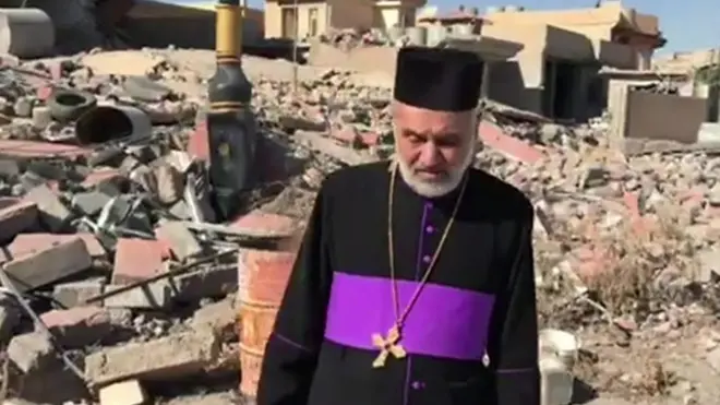 الكنيسة السريانية في قرية بحزاني العراقية تفتتح أبوابها بعد أكثر من عامين من سيطرة تنظيم الدولة الإسلامية عليها.