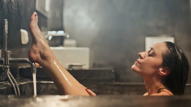 Несподівані ліки від депресії: гаряча ванна