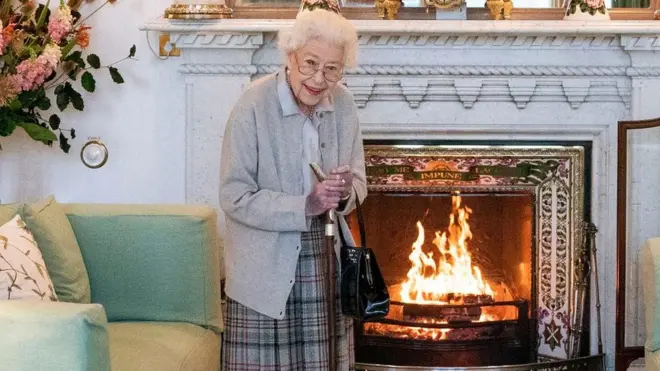 Nữ hoàng vào thứ Ba bổ nhiệm bà Liz Truss làm thủ tướng tại lâu đài Balmoral