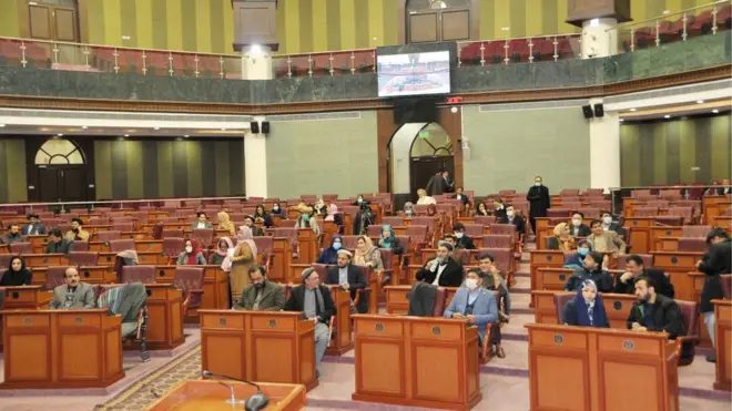 د جرګې په نږدې ۱۳۹ سوبو وکیلانو کې ۱۴ غړو بودیجې ته د تایید رایه ورکړه.