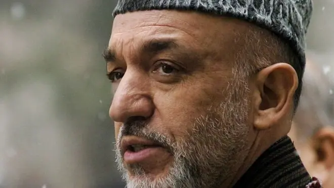 حامد کرزئی کا تعلق پشتونوں کے درانی برادری سے ہے جنہیں پوپلزئی بھی کہا جاتا ہے