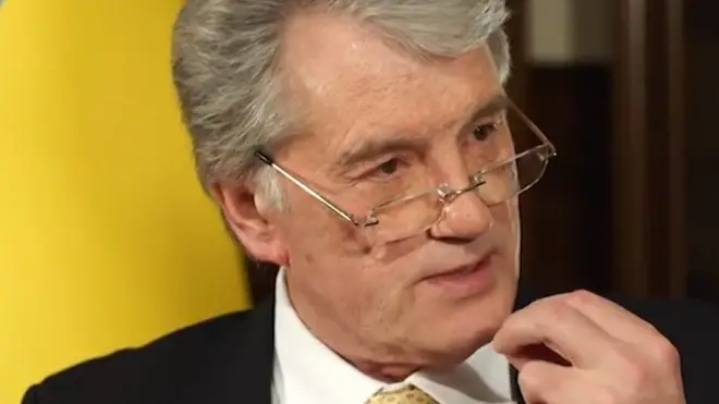 ющенко про металевий поцілунок на губах