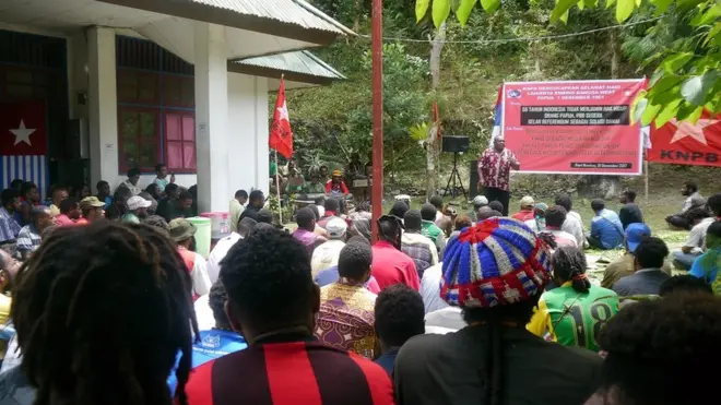 Di Kota Jayapura, doa bersama digelar oleh Komite Nasional Papua Barat, KNPB, yang melibatkan pimpinan, anggota dan simpatisannya. Hadir pula di acara ini eks tapol Papua merdeka, Felip Karma.