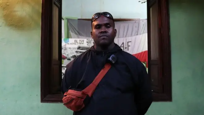 "Queremos que las cosas se resuelvan mediante el diálogo", dice "Sombra".