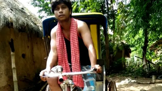 انڈین ریاست ریاست مغبری بنگال کے ضلع كھڑگپور سے متصل ایک گاؤں میں پیدا ہونے والے رضوان الدین آس پاس رکشہ چلانے کا کام کیا کرتے تھے پھر ڈرائیور کی نوکری کی تلاش میں وہ ایک دن کولکتہ پہنچے۔