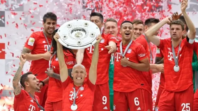 بایرن مونیخ این فصل هم قهرمان بوندس لیگا شد