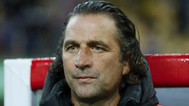 المدرب الأرجنتيني خوان أنطونيو بيتزي