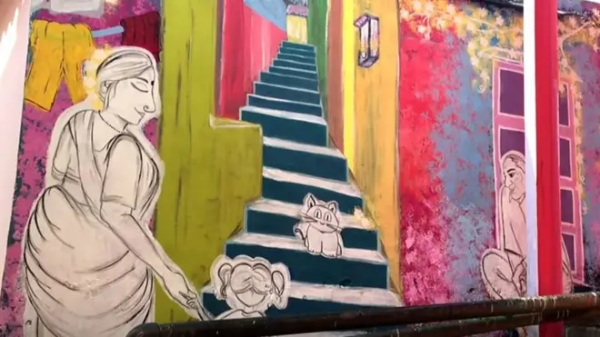 નવા રંગમાં રંગાયો મુંબઈનો સ્લમ વિસ્તાર