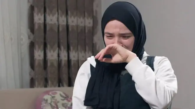 BBC专访乌鲁木齐火灾受害者的女儿：乌鲁木齐大火“是政府的错”