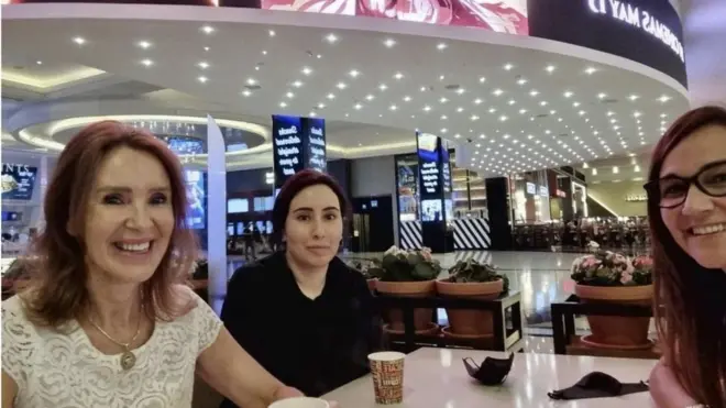 ላቲፋ ምስ መሓዙታ